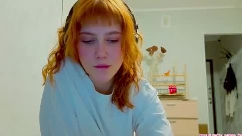  PARIS   online show from December 18, 1:06 pm