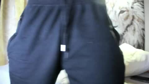 JUAN TORRES CREATURE online show from November 26, 2:42 am