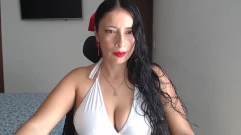 Snapshot of myc_sw_couple chatting on October 6, 2:46 pm mary and charlie online show from October 6, 2:46 pm