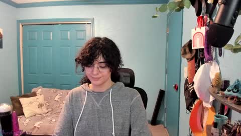 Grace online show from April 7, 2:24 am