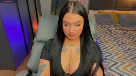 Hecate online show from April 11, 5:17 pm