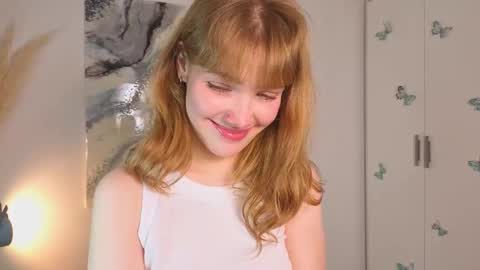 Snapshot of myismira chatting on October 22, 5:10 am Mira online show from October 22, 5:10 am