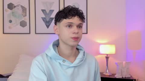 Mykel   online show from April 12, 8:46 pm