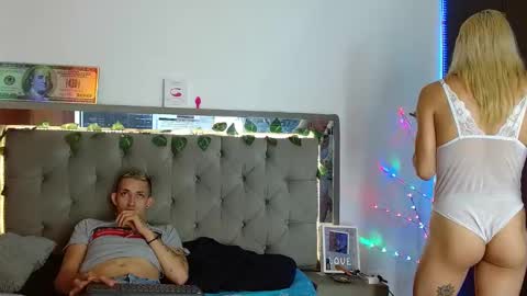 Mylu and Jack online show from December 28, 3:04 pm