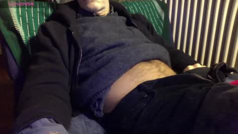 Bi sexy guy lovense hush is on private is open or password show tip if you like. online show from February 13, 5:27 pm