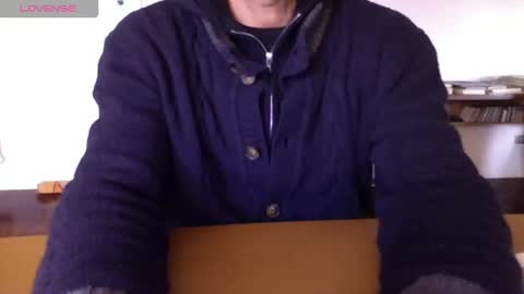 Bi sexy guy lovense hush is on private is open or password show tip if you like. online show from December 20, 7:48 am