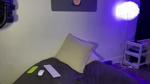 Snapshot of mynameisjeremy chatting on October 6, 4:41 am mynameisjeremy online show from October 6, 4:41 am