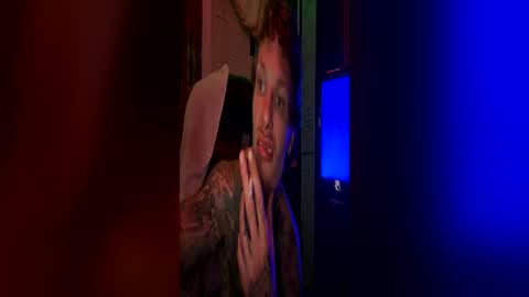 mynicedick1995 online show from June 16, 6:28 am