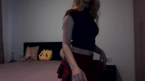 Mystery Girl online show from March 23, 3:39 pm