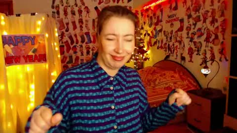 MystyDew online show from January 25, 11:55 am