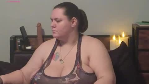 Mzjuicybootay online show from November 19, 12:04 pm