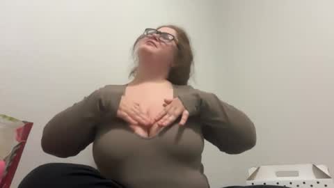 mzlinlinxoxo online show from July 19, 2:25 am
