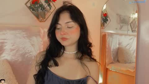 naamah_b online show from November 11, 2:52 pm