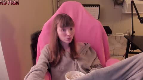 Natalie Marlo online show from September 24, 3:57 am