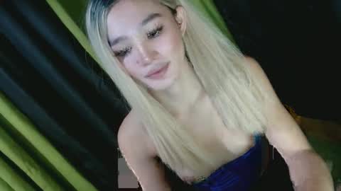 nadiestar online show from January 31, 4:58 am