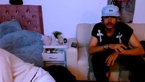 naduu__xx online show from May 10, 3:02 am