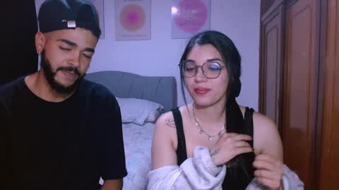 naduu__xx online show from December 7, 3:20 am