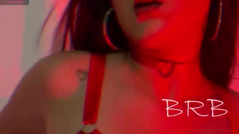 NAHIARA EVANS online show from April 14, 11:13 am