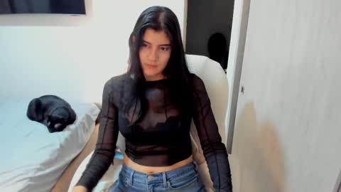 Snapshot of nahomi2021 chatting on September 24, 2:07 am independent model online show from September 24, 2:07 am