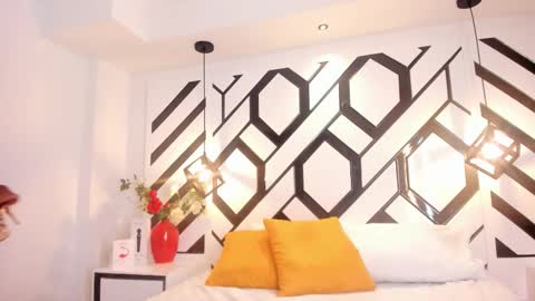 Nahomi online show from February 25, 4:54 pm