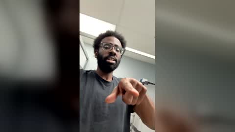 nakealowery online show from March 9, 3:22 am