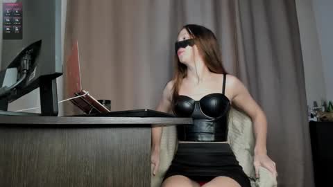 Asy no face  online show from October 2, 11:31 am