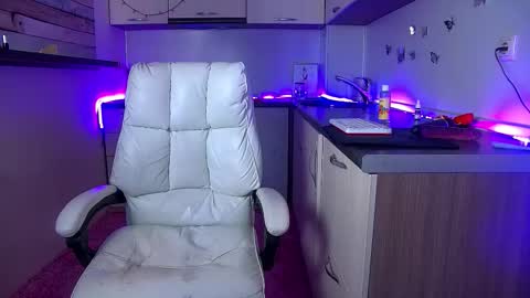 Nally online show from February 21, 6:27 am