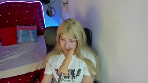 namiko_park online show from January 31, 6:36 pm