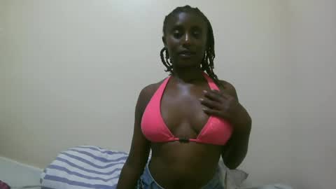 nana2095 online show from June 25, 1:13 am