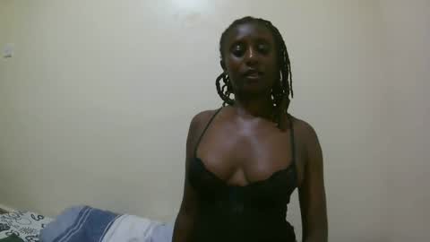 nana2095 online show from July 5, 9:11 pm
