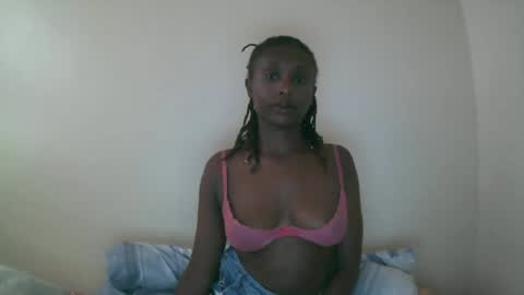 nana2095 online show from June 12, 7:40 am