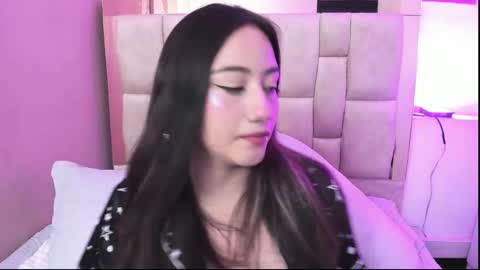 Nana online show from December 23, 3:34 am