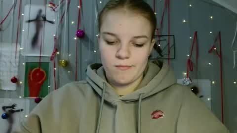 Nana online show from January 8, 8:09 am