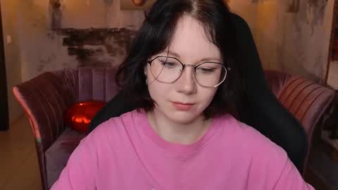 nancymartinez online show from October 16, 9:20 am