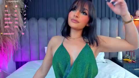 Nanda online show from March 6, 11:15 pm