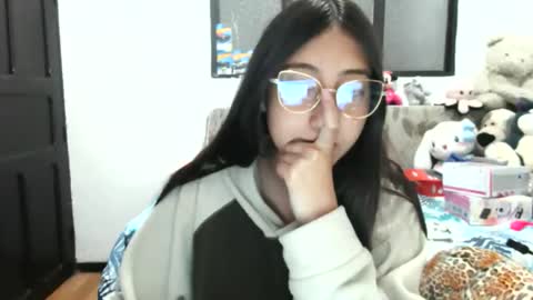 Snapshot of nanilux_1 chatting on September 28, 7:01 pm nanilux_1 online show from September 28, 7:01 pm