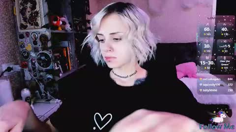 Monday-Friday 12-4 AM and 6-9 AM New York time online show from November 7, 9:06 pm