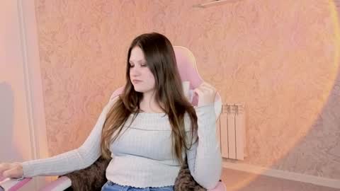 Naomi online show from April 6, 9:32 am