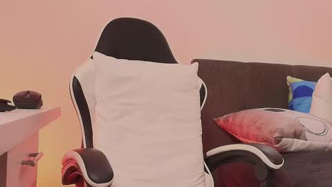 Naomi online show from January 9, 8:58 pm