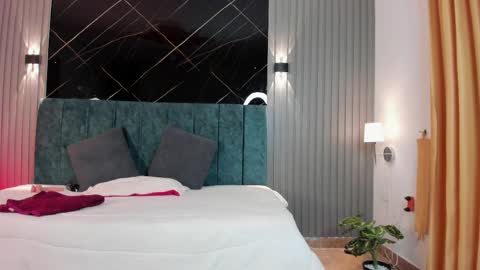 Naomi online show from April 9, 12:11 pm