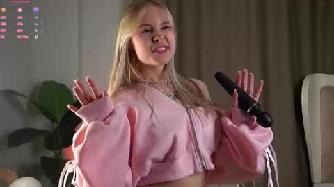 Angel online show from March 15, 11:24 am