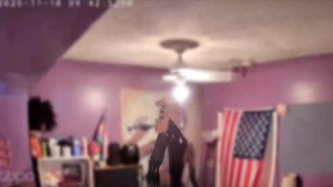 Naomi online show from November 18, 2:42 pm