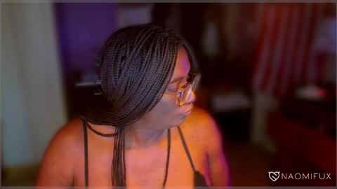 Naomi online show from January 3, 1:35 pm