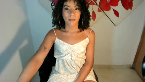 Snapshot of naomiwildburn chatting on September 25, 5:20 pm naomiwildburn online show from September 25, 5:20 pm