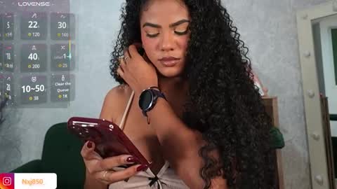 Naomi     online show from March 13, 3:10 am