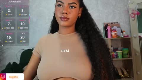 Naomi     online show from February 8, 10:35 pm