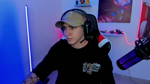 sebastian online show from February 7, 8:33 am