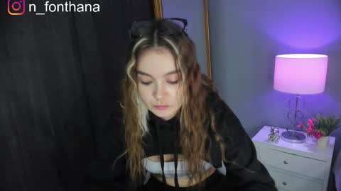 Nashly Fontana online show from December 1, 2:37 pm