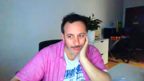 nassobout online show from June 30, 11:46 pm