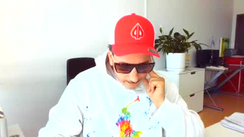 nassobout online show from July 12, 6:22 pm